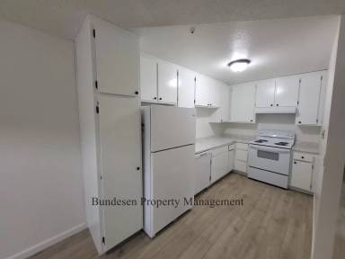Main picture of 1021 Boyd St