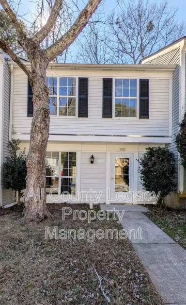 Main picture of 5702 Wells Cir