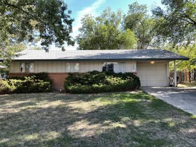 Main picture of 810 34th St