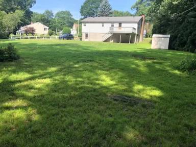 Main picture of 44 Topsfield Cir