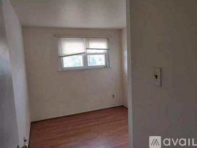 Main picture of 1429 N 12th St