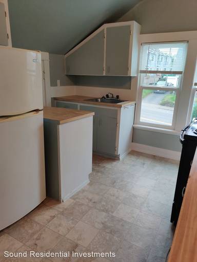 Main picture of 1204 Wall St