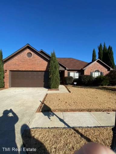 Main picture of 151 Old Brook Pl
