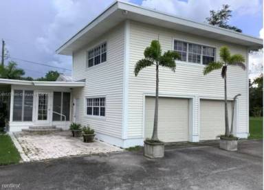 Main picture of 5575 SW 64th Ave