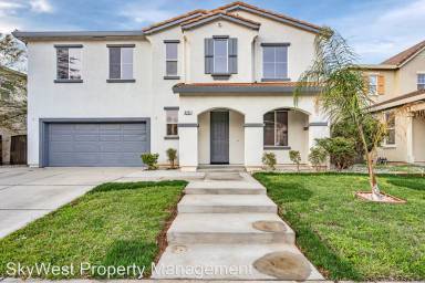 Main picture of 6712 Sao Tiago Way