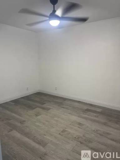 Main picture of 1302 E Mardina St