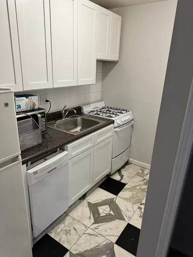 Main picture of 171 Attorney St