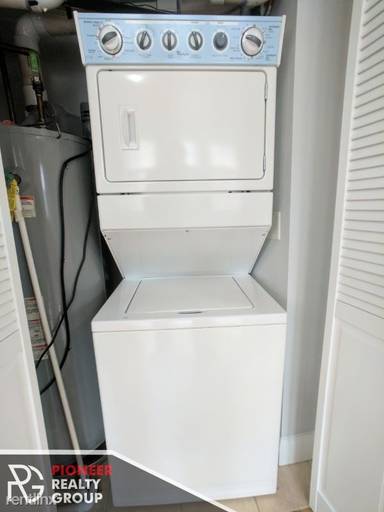 Main picture of 7526 N Seeley Ave