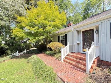 Main picture of 2667 Davis St