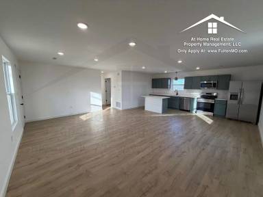Main picture of 508 E 8th St