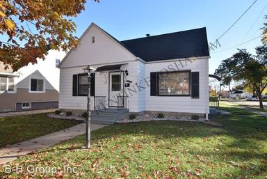 Main picture of 5237 35th Ave