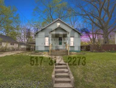 Main picture of 523 W Hodge Ave