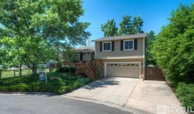 Main picture of 8727 Field Way