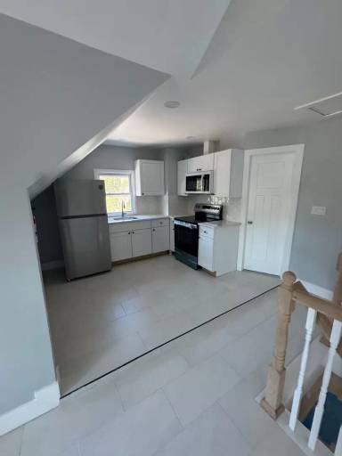 Main picture of 41 Hobson Ave
