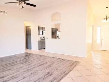 Main picture of 10630 E Florian Ave