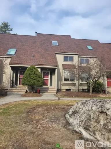 Main picture of 7 Churchill Ct