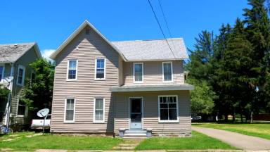 Main picture of 64 Adams St