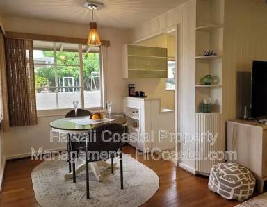 Main picture of 3115 Kaunaoa St
