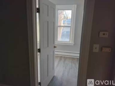 Main picture of 1027 6th Ave S