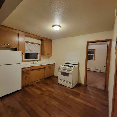 Main picture of 1321 44th Ave N