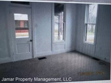 Main picture of 709 W Vine St