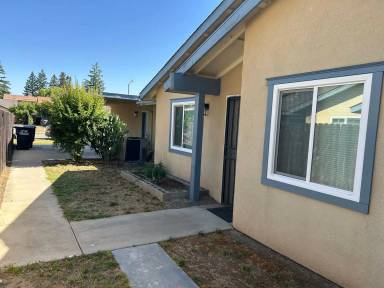 Main picture of 2539 E Sweet Ave