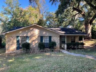 Main picture of 5472 Hilltop Dr S