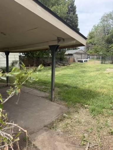Main picture of 2619 Scott St