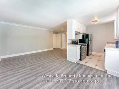 Main picture of 972 Larrabee St