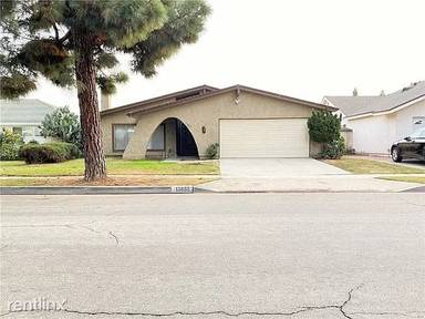 Main picture of 13852 Ashworth St