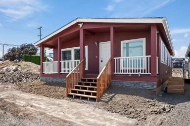 Main picture of 202 E Sinto Ave