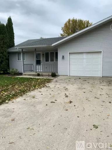 Main picture of 2217 S 23rd St