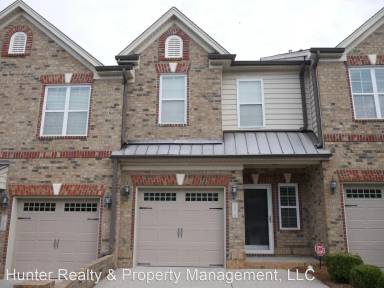 Main picture of 5012 Wyngate Village Dr
