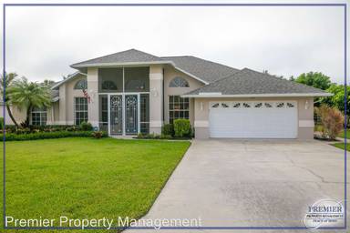 Main picture of 261 Lambton Ln