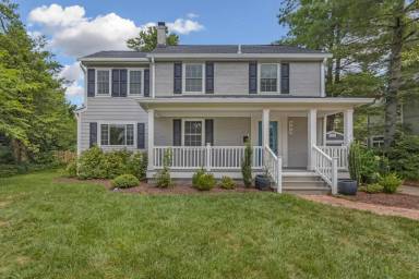 Main picture of 605 Malcolm Pl