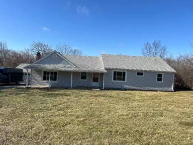 Main picture of 1525 Trebein Rd