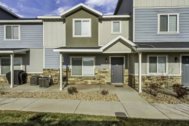 Main picture of Edgewater at Geneva