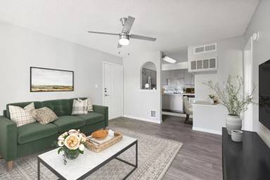 Main picture of Palomar West Apartments