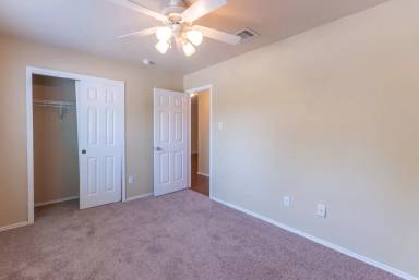 Main picture of 17712 Ice Age Trails St