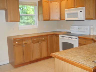 Main picture of 974 W Bates Dr