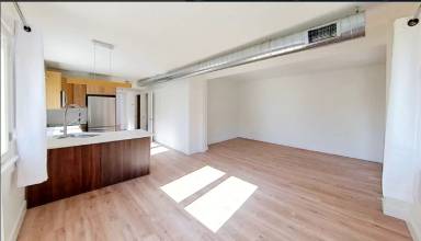 Main picture of 561 N Center St