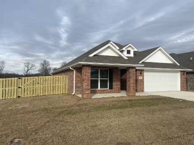 Main picture of 2405 Graham Ln