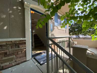 Main picture of 1045 Loretta Ln