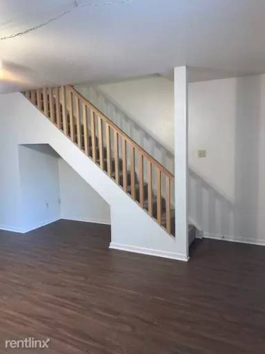 Main picture of 2331 Jennifer Dr