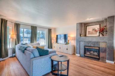 Main picture of 20516 Rolen Ave