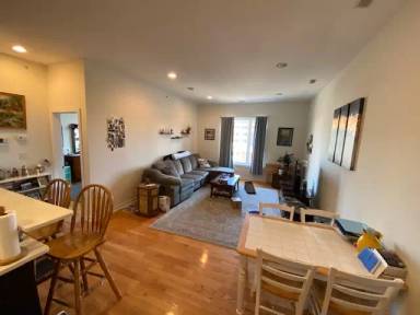 Main picture of 1921 Fairmount Ave