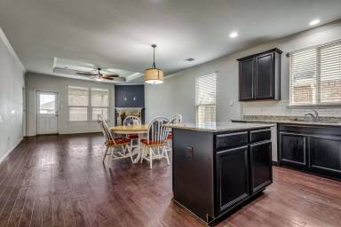 Main picture of 10028 Amosite Dr