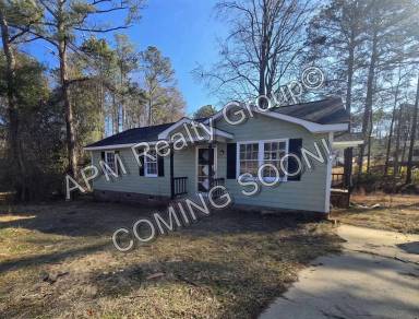 Main picture of 9 Dresden Cir