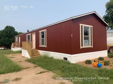 Main picture of 1823 NE Burgess Ct