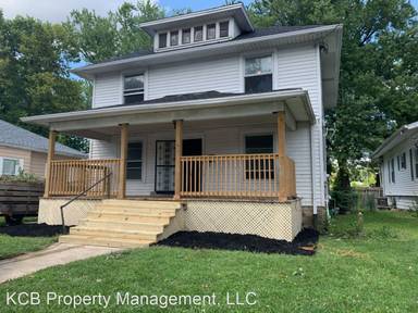 Main picture of 480 W Park Ave